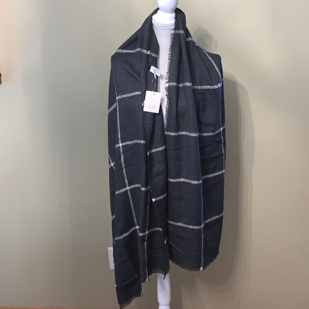 Lauren Conrad scarf